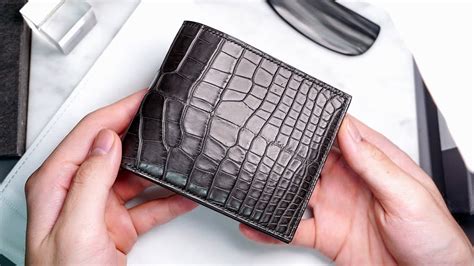 hermes crocodile vs alligator|hermes crocodile wallet.